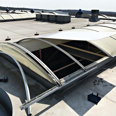 Replacement of the ventricular polycarbonate skylights